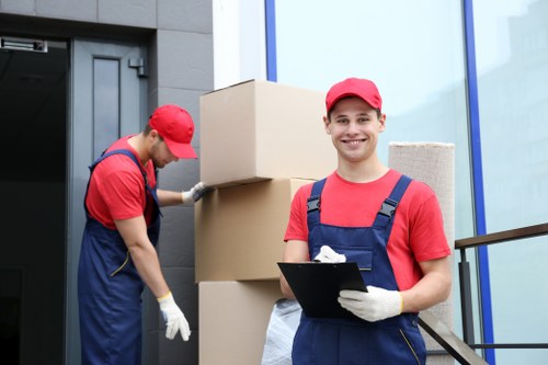 Moving service in West Kensington for local house removals