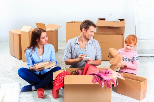 Professional moving support in Westkensington