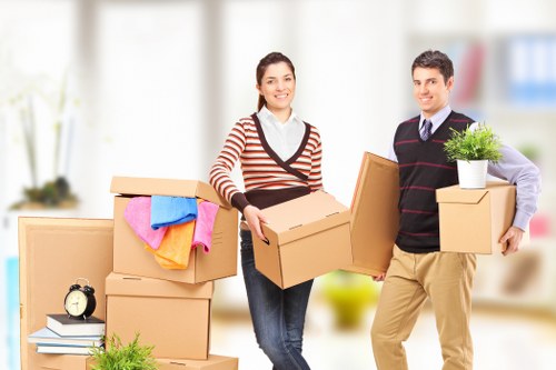 Residential moving help for West Kensington flats and conversions