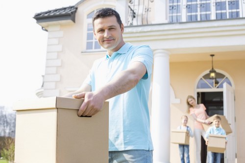 Local home relocation planning in Westkensington