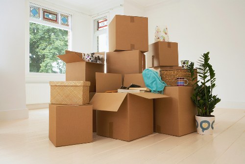 Flexible moving support in West Kensington for everyday transport needs